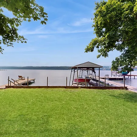 Ohana Lake House
